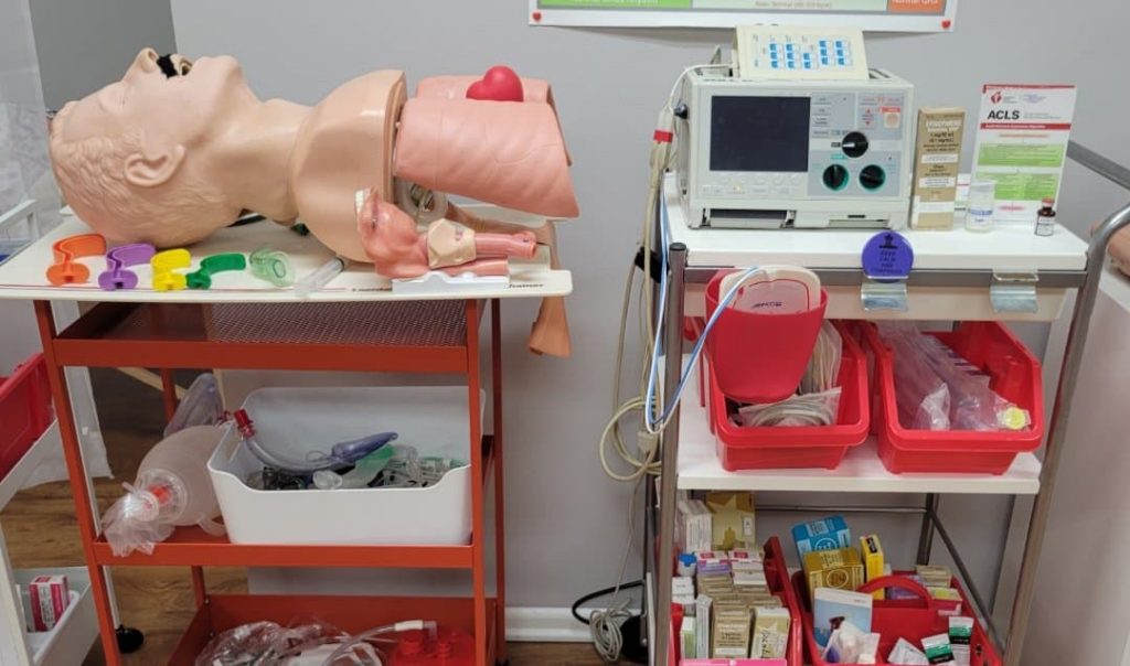 313121319_839498717236814_9167340980598141903_n aha, acls, monitor, defibrillator, crash cart, advanced cardiac arrest